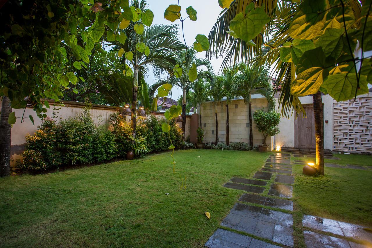 Bali Breezz Hotel Джимбаран Екстер'єр фото