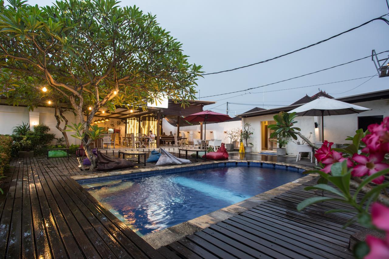 Bali Breezz Hotel Джимбаран Екстер'єр фото
