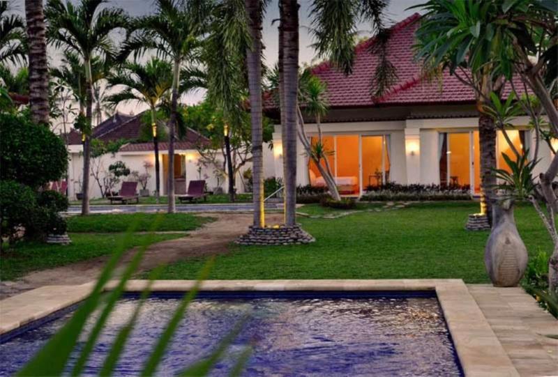 Bali Breezz Hotel Джимбаран Екстер'єр фото