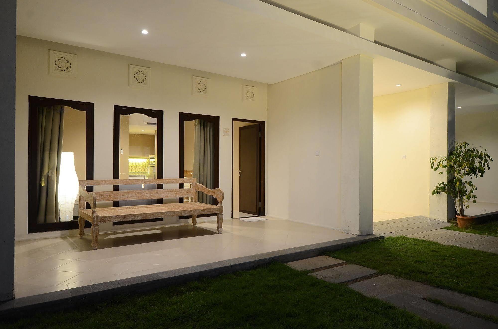 Bali Breezz Hotel Джимбаран Екстер'єр фото